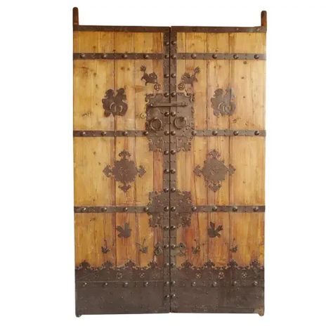 Solid Wood Door, Old Wood Doors, Iron Straps, Vintage Doors, Solid Wood Doors, Antique Doors, Home Building Design, Wood Door, Decor Guide