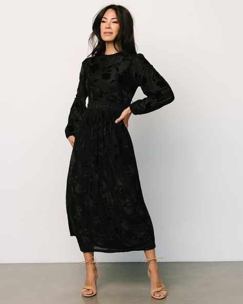 Dress to impress in the Christine Velvet Embossed Midi Dress 😍 Cocktail Gowns Evening Party, Black Tie Dress Wedding, Black Lace Midi Dress, Tulle Maxi Dress, Baltic Born, Velvet Maxi Dress, Cocktail Gowns, Midi Dress Black, Embossed Design