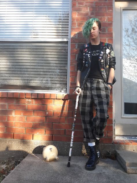 Punk Tumblr, Human Poses Reference, Human Poses, Cool Poses, Alt Fashion, Pose Reference Photo, Character Outfits, Punk Fashion, Look Cool