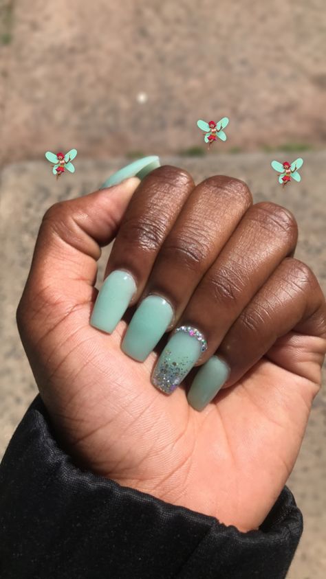 Sea Foam Green Nails, Light Teal Nails, Sea Foam Nails, Sea Green Nails, Seafoam Green Nails, Teal Blue Nails, Mint Green Nail Designs, Short Almond Shape, Nail Designs For Spring