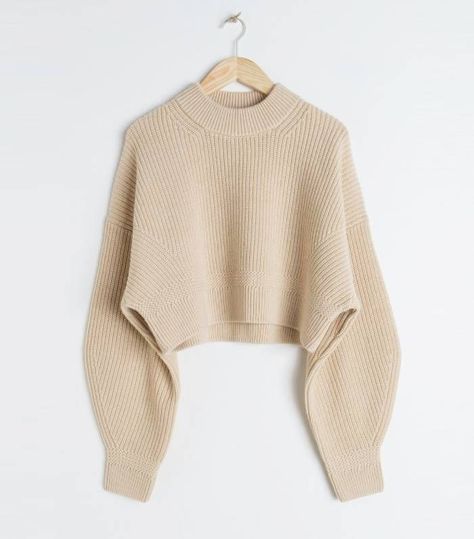 & Other Stories Cropped Wool Blend Sweater Winter Running Outfit, Front Roe, Louise Roe, Cropped Knit Sweater, Beauty Lifestyle, Running Clothes, Beige Sweater, Sweater Pullover, Cool Sweaters