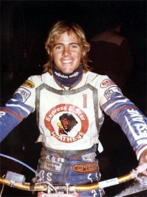 Bruce Penhall Bruce Penhall Cradley Heath Speedway The Heathens Bruce Penhall, Speedway Motorcycles, Speedway Racing, Goodwood Revival, Motor Sport, Racing Motorcycles, Classic Bikes, Motorcycle Racing, Vintage Racing