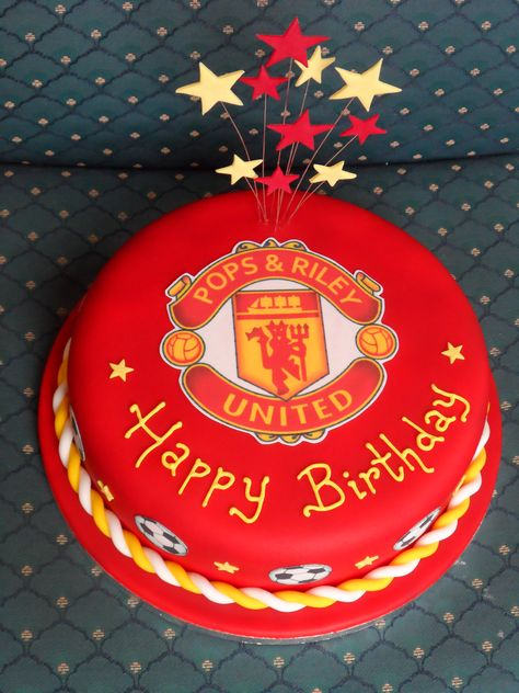 Man Utd fan's birthday cake Birthday Greetings Quotes, Harry Birthday, Greetings Quotes, Man Utd, Cake Art, Birthday Greetings, How To Make Cake, Cake Ideas, Baked Goods