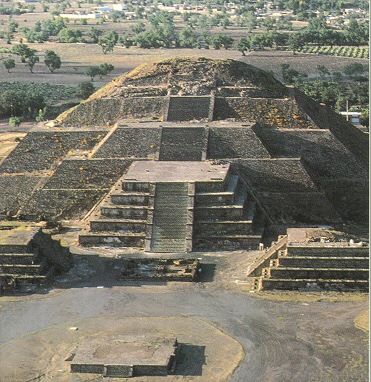 Teotihuacan, pyramid of the Sun and pyramid of the Moon Teotihuacan Pyramid, Jewel School, Toltec Wisdom, Aztec Pyramids, Ancient Mexico, Personal Freedom, School Friends, Spiritual Teachers, Life Coaching