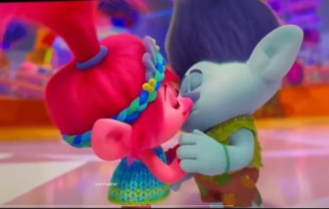 Poppy X Branch, Los Trolls, Trolls Band Together, Cartoon Movie Characters, Branch Trolls, Toro Inoue, Poppy And Branch, Trolls Movie, Aesthetic Letters