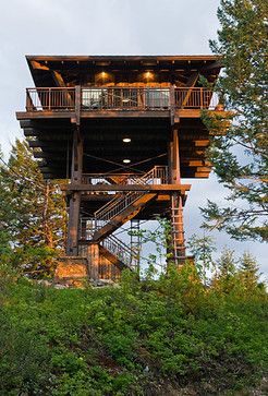 Rustic Shed, Beautiful Tree Houses, Tree House Plans, Tree House Diy, Rustic Exterior, Lookout Tower, Cool Tree Houses, Creative Architecture, Tree House Designs