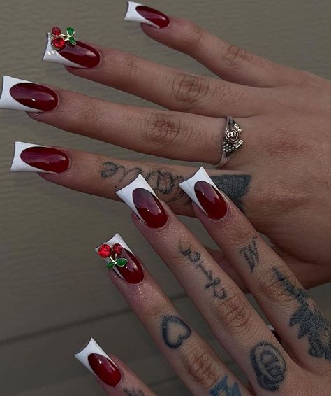 Vday Shoot, Red And Silver Nails, Nails Ideas Short, Short Red Nails, Red And White Nails, Nail 2023, Red Acrylic Nails, Duck Nails, Cherry Nails