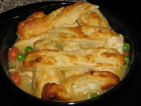 Paula Deen Chicken Pot Pie, Paula Deen Chicken, Slow Cooker Chicken Pot Pie, Turkey Pot Pie Recipe, Crockpot Chicken Pot Pie, Easy Chicken Pot Pie Recipe, Chicken Pot Pie Casserole, Paula Dean, Paula Deen Recipes