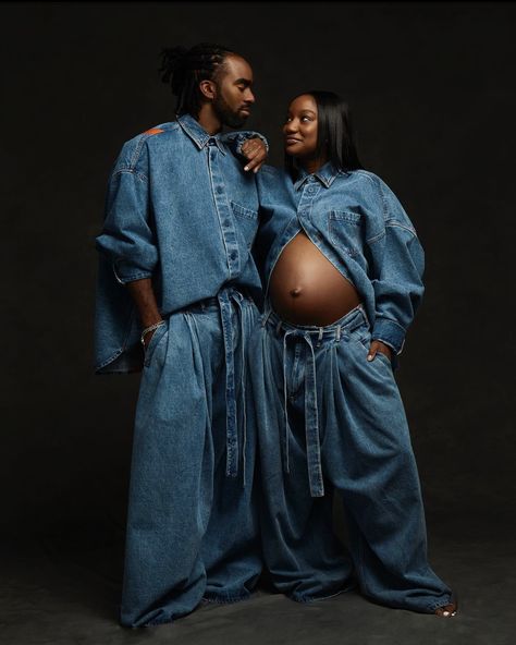 Denim Maternity Shoot Pregnancy Photos, Denim Maternity Shoot, Maternity Shoot Outfit, Studio Maternity Shoot, Run Dmc, The Fam, Maternity Shoot, Pregnancy Shoot, Maternity Pictures