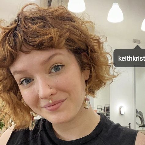 Curly Hair Baby Bangs, Bob Baby Bangs, Baby Bangs Curly Hair, Curly Bob With Fringe, Curly Hair Baby, Bob With Fringe, Bangs Curly Hair, 2024 Fits, Curly Haircut