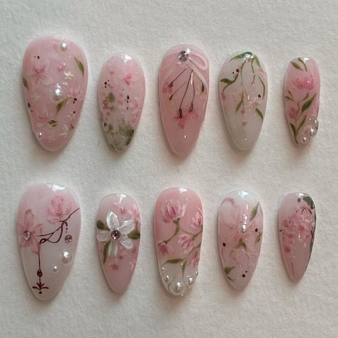 Pink Jelly Nails Designs, Leni Rally, Pink Gel Nails Ideas, Pink Design Nails, Cute Floral Nails, Cute Aesthetic Nails, Nail Designs Floral, Cute Pink Things, Jelly Nail Art