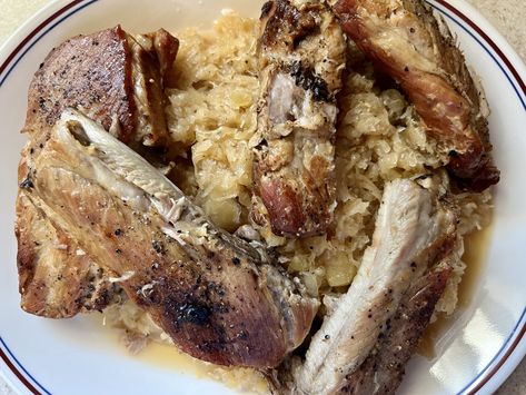 Recipe - Spareribs & Sauerkraut | CookingBites Cooking Forum Sauerkraut And Spareribs Recipe, Pork Ribs And Sauerkraut Crockpot, Spare Ribs And Sauerkraut, Spareribs And Sauerkraut Recipe, Pressure Cooked Ribs, Ribs And Sauerkraut, Sausage Meals, Spareribs Recipe, Pork Loin Ribs