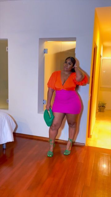 Orange And Pink Outfit Color Combos, Pink Shoes Outfit, Shoes And Purse, Purse Outfit, Orange Purse, Cute Vacation Outfits, Natural Black Women, Orange Outfit, Amazon Storefront