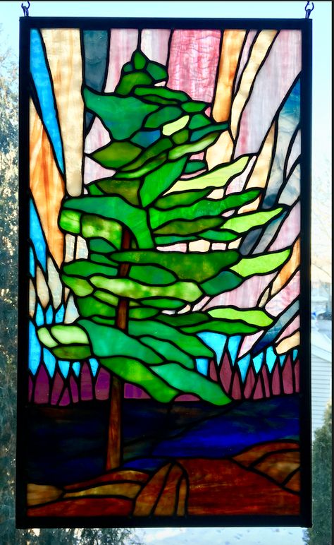 Northern lights. Stained Glass Northern Lights, Crochet Trees, Stained Glass Tree, Crochet Tree, Glass Creations, Glass Tree, Night Day, Glass Projects, Stained Glass Panels