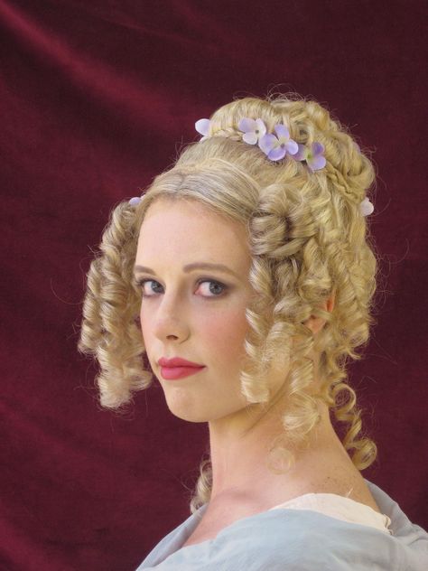 Recency Hairstyles, Midevil Hairstyles, Regency Hairstyle, Regency Makeup, Golden Locs, Mikaelson Ball, 19th Century Hairstyles, Empire Hair, Marie Antoinette Costume