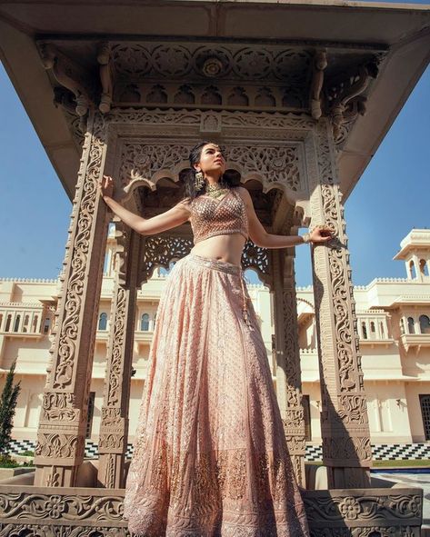 30+ Beautiful Chikankari Lehengas that are too Good to be Missed! | ShaadiSaga Chickenkari Lehenga, Lehenga Chikankari, Sangeet Dresses, Lehenga Purple, Elegant Lehenga, Chikankari Lehenga, Mehndi Outfit, Mehendi Outfit, Chikankari Work