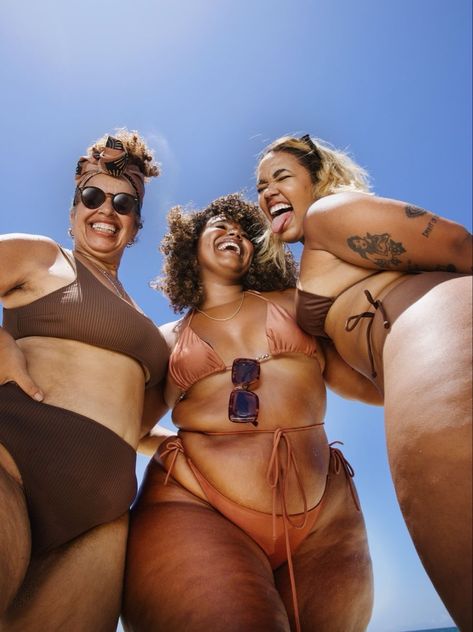 Positive Photography, Body Positive Photography, Blk Women, Plus Size Posing, Real Bodies, Human Poses Reference, Foto Poses, Body Positive, Human Poses