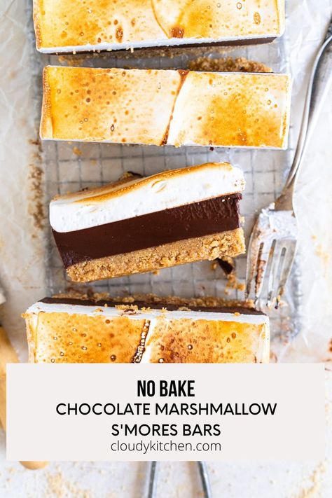 Brown butter graham cracker crust is topped with a layer of silky ganache and then a layer of fluffy toasted marshmallow. These small batch S'mores bars can be made ahead, and are a chocolate lover's dream Cloudy Kitchen, S Mores Bars, Chocolate Ganache Filling, Quick Dessert Recipes, S'mores Bar, S'mores, Toasted Marshmallow, Chocolate Filling, Quick Desserts