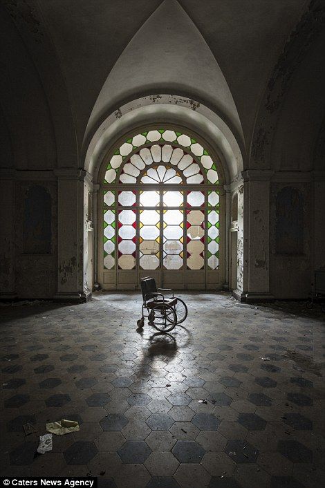 Inside the Italian asylums known as Manicomio abandoned in 1978 by law | Daily Mail Online Old Abandoned Buildings, Derelict Buildings, Mental Asylum, Abandoned Asylums, Insane Asylum, Astral Plane, Abandoned Hospital, Secret Location, Attic Apartment