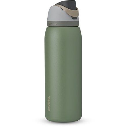 Owala FreeSip Vacuum Water Bottle - 40 fl. oz. | REI Co-op Green Owala Water Bottle, 2024 Wishlist, Xmas 2024, Sleeping Pads, Gifts For Campers, Life Well Lived, Store Signs, Bottle Green, Camping And Hiking