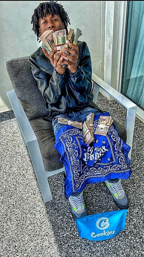 Gangsta Wallpaper Iphone, Crip Wallpaper Gang, Lil Loaded Wallpaper, Bloodz Gang, Crip Wallpaper, Uk Gang, Drill Wallpaper, Menace Santana, Lil Loaded