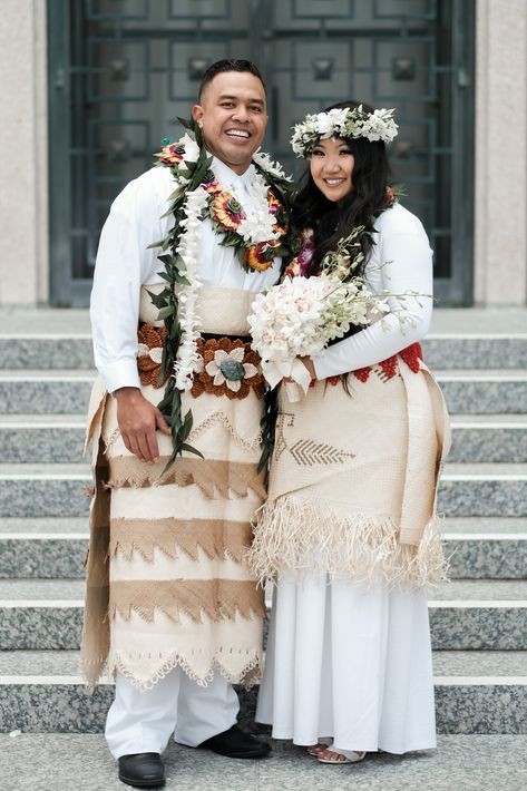 Tongan wedding mats and leis for our temple sealing at the Church of Jesus Christ of Latter Day Saints Los Angeles Temple. Tongan Wedding Attire, Tongan Wedding Dress, Polynesian Wedding Dress, Tongan Kiekie, Kato Teu, Tongan Clothing, Tongan Wedding, Los Angeles Temple, Tongan Culture