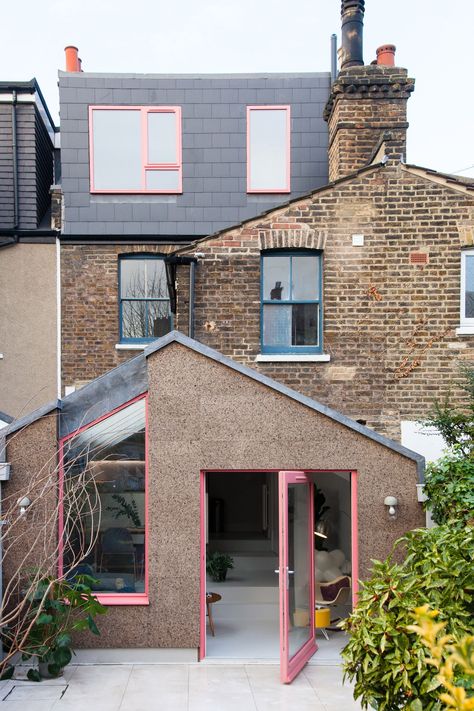 Cork House by Nimtim Architects is a cork-clad extension to a Victorian home Back Door Ideas, Cork House, Brick Siding, Victorian Terrace House, Sustainable Building Materials, London Townhouse, House Extension Design, Rear Extension, Pink Door