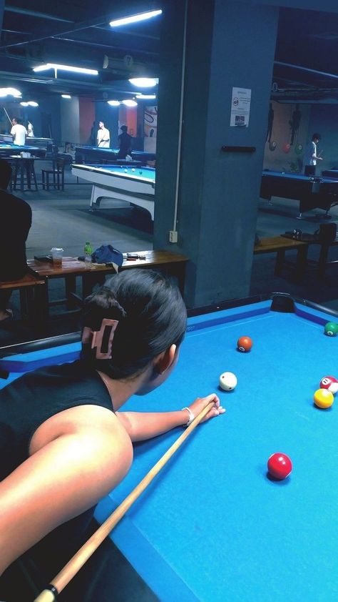 Billiard Pose, Pool Game Aesthetic, Pool Table Photoshoot, Table Photoshoot, Billiards Aesthetic, Billiards Room Decor, Gaming Pics, Camera Poses, Cue Sports