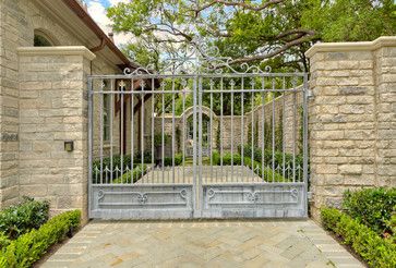 Private Residence - Country French Estate - traditional - landscape - dallas - Harold Leidner Landscape Architects French Driveway, Landscaping Entrance, French Country Landscaping, French Gates, Limestone Paving, French Estate, Driveway Entrance, Exterior Remodel, Entry Gates