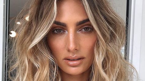 Neutral Makeup Ideas, Wedding Makeup Blonde, Blonde Brown Eyes, Bronze Makeup Look, Brown Eyes Blonde Hair, Neutral Makeup Look, Gorgeous Wedding Makeup, Blonde Hair Makeup, Blonde Hair Brown Eyes