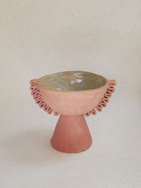 Handmade terracotta ceramic cup bowl with serrated for interior decoration. Red sandstone chamotte, raw outside, soft green glazed inside. Dimensions: h 14 cm x d 16,5 cm.  Unique piece, handmade in Paris.  *All pieces are handmade and will be unique in their irregularities.  INSTAGRAM If you are interested in knowing a little bit more about the artist and the process come find me on Instagram. I love sharing photos of new work and inspirations. You can find me at https://www.instagram.com/poemi Ceramic Key Bowl, Cute Ceramic Cups, Coil Building Ceramics, Ceramics Hand Building, Etsy.com Etsy, Hand Building Ceramics, Ceramics Classroom, Holiday Ceramics, Stoneware Decor