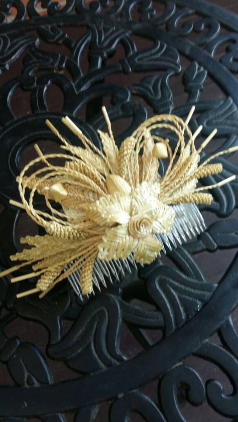 Hair Headpiece, Straw Art, Straw Decorations, Straw Crafts, Straw Weaving, Prom Hair Accessories, Hair Accessories Wedding, Floral Comb, Hair Comb Accessories