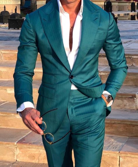 Slim Fit Groom Suit, Terno Slim Fit, Wedding Suits Groomsmen, Prom Suits For Men, Tailor Made Suits, Green Tuxedo, Slim Fit Tuxedo, Mens Blazer Jacket, Suits Clothing