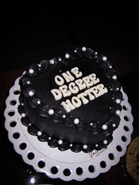 #cake #cakeinspiration #party #graduationpartyideas One Degree Hotter Graduation Party, One Degree Hotter Cake, Heart Shaped Vintage Cake, One Degree Hotter, Pics Inspo, Vintage Cake, Grad Party, Grad Parties, Cake Inspiration