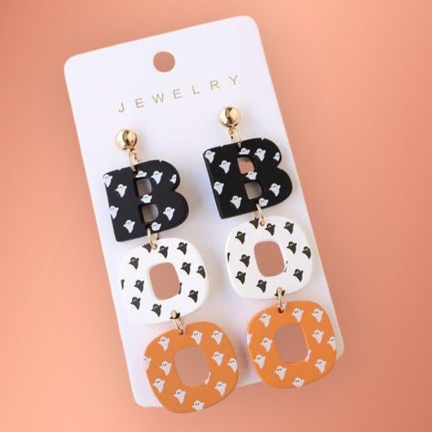 These Adorable And Fun Halloween Boo Ghost Earrings Are Perfect To Get You In The Fall And Halloween Spirit! Halloween Clay Earrings, Shein Jewelry, Halloween Clay, Fall And Halloween, Ghost Earrings, Boo Ghost, Halloween Spirit, Halloween Jewelry, Halloween Boo