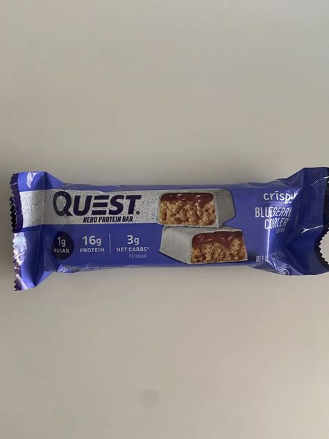 quest protein bar blueberry cobbler Quest Bar Aesthetic, Quest Snacks, Quest Protein Bars, Quest Protein, Quest Bar, Bar Aesthetic, Jelly Doughnuts, Workout Inspo, Small Food