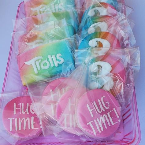 Troll Cookie Ideas, Trolls Birthday Cookies, Trolls 1st Birthday Party Ideas, Trolls 2nd Birthday Party For Girl, Trolls Cookies Decorated, Trolls First Birthday Party Girl, Trolls Birthday Party Ideas Cake, Trolls 2nd Birthday Party Ideas, Trolls Birthday Party Ideas Decorations