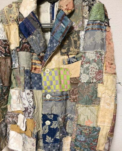 Upcycled Jackets, Fashion Model Sketch, Denim Repair, Patchwork Clothes, Preppy Mens Fashion, Upcycle Clothes Diy, Denim Art, Diy Jacket, Recycle Jeans