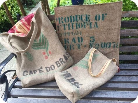 Coffee Bag Diy, Coffee Bean Sacks, Burlap Coffee Bags, Coffee Bean Bags, Coffee Sack, Coffee Sacks, Sac Diy, Coffee Bags, Burlap Sacks