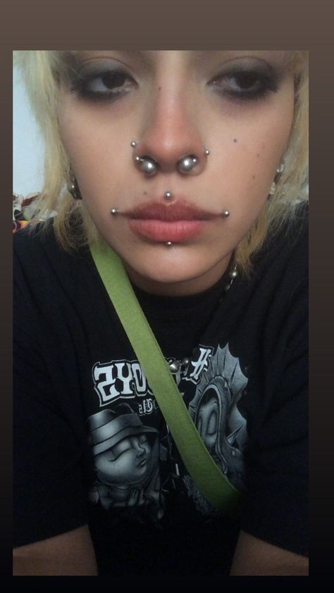 Vertical Snakebites, Snake Bites Piercing, Pretty Piercings, Snake Bite Piercing, Snakebites, Piercing Inspo, Aztec Warrior, Cool Piercings, Snake Bites