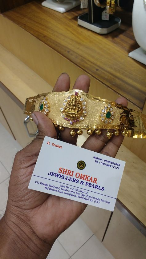 Gold VADDYANAM/ gold vaddanam WhatsApp 98499 18039 By appointment only Only customized orders #wedding #bride #pellikuthuru #marriage #southindianbride Detachable Vaddanam Designs, Kids Vaddanam Design, Baby Vaddanam Designs Gold, Diamond Vaddanam, Gold Vaddanam, Baby Jewelry Gold, Vaddanam Designs, 22 Carat Gold Jewellery, Kids Jewellery