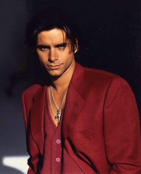 I use to have a Major crush on Uncle Jessie. John Stamos Full House, Jesse From Full House, Charlie Harper, Uncle Jesse, 90s Actors, Lori Loughlin, John Stamos, Have Mercy, Denise Richards