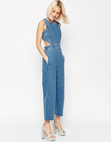 Image 4 of ASOS Denim Wide Leg Cut Out Jumpsuit In Pretty Vintage Wash Denim Jumpsuits, Outfit Denim, Denim Inspiration, Mode Jeans, Couture Mode, Mode Inspo, Inspired Outfits, Denim Overalls, Denim Jumpsuit