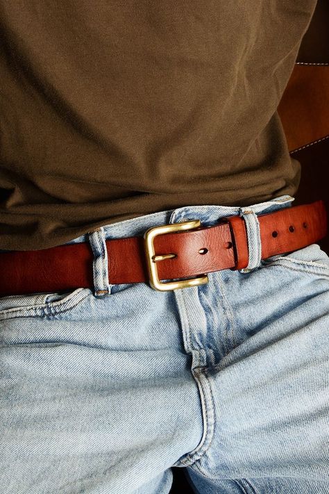 Men Belt Outfit, Mens Belts Fashion, Tan Guys, Tan Cowhide, Mens Boots Fashion, Photoshoot Concept, Brown Leather Belt, Dr Martens Shoes, Mens Belts