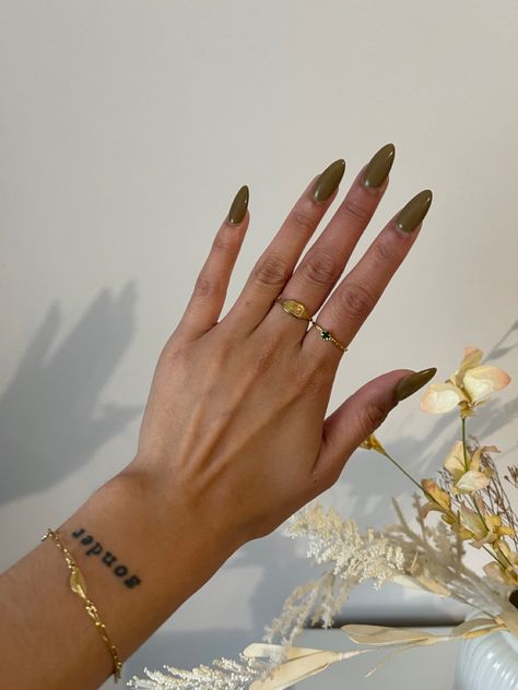 Olive Almond Nails, Olive Green Almond Nails, Matcha Green Nails, Green Nails Almond, Olive Green Nails, Olive Nails, Nails Almond, Green Spring, Nails Inspo