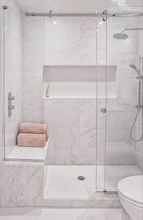 Bathroom Interior Design Luxury, Master Bath Shower, Full Bathroom Remodel, Bathroom Shower Design, Shower Bench, Bathroom Redesign, Shower Niche, Bathroom Remodel Shower, Bathroom Remodel Designs