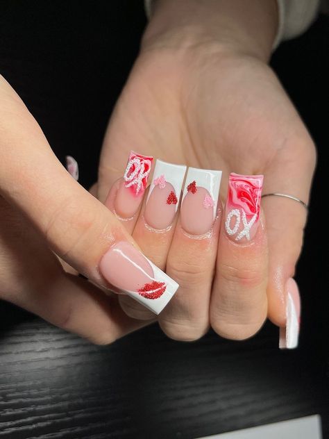 Valentines Nails Acrylic Medium, Short French Nails Valentines, Matching Nails With Best Friend Valentines, French Tip Nails With Design Valentines, V Day Acrylic Nails, Nail Ideas For Valentines Day Square, Nail Ideas Short Valentines Day, Valentines Day Nail Inspiration, Red Valentines Day Nails Acrylic Medium