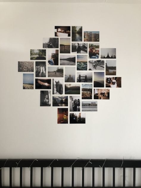 Wall Pictures Ideas Bedroom, Printed Photo Wall Ideas, Photo Print Wall Ideas, Full Photo Wall, Polaroid Pictures Wall Ideas, Picture Wall Bedroom Ideas, Photowall Ideas Bedroom Aesthetic, Small Picture Collage Ideas, Photos Room Decor