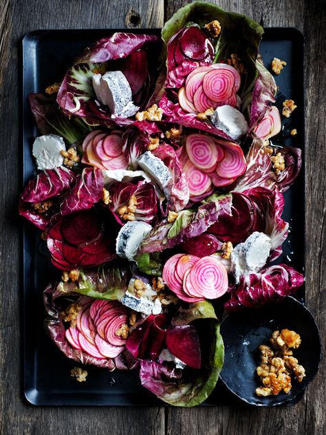 PICKLED BEETROOT, radicchio and goat’s cheese salad Black Bean Beef, Italian Potato Salad Recipe, Goats Cheese Salad, Pickled Beetroot, Crouton Salad, Donna Hay Recipes, Christmas Salad Recipes, Christmas Salad, Radicchio Salad