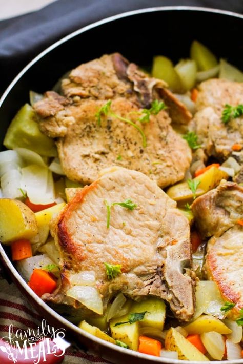 One Pot Pork Chop Meals, Pork Chops And Vegetables, Pork Chops And Potatoes, Pork Chop Dinner, Crockpot Pork Chops, Juicy Pork Chops, Fresh Meals, Pot Dinners, Family Fresh Meals